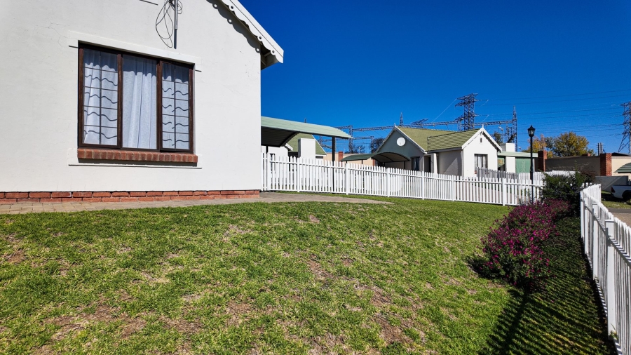 3 Bedroom Property for Sale in Hillside Free State